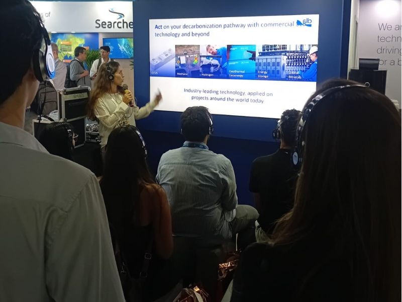 Locação de Fones para Eventos no Rio de Janeiro: Guia Técnico Completo