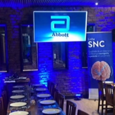 Estrutura audiovisual para jantares e reuniões corporativas em Minas Gerais